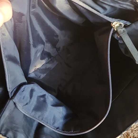 Tommy Hilfiger black and tan shoulder bag - Picture 8 of 12